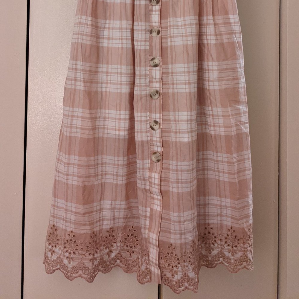 Blush Pink Dress - Picture 4 of 7